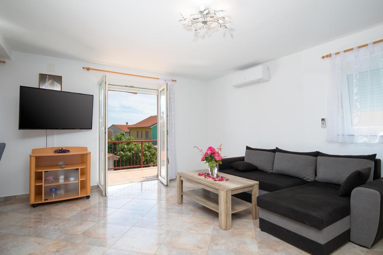 Apartmani Dujmovic Medulin Ngoại thất bức ảnh