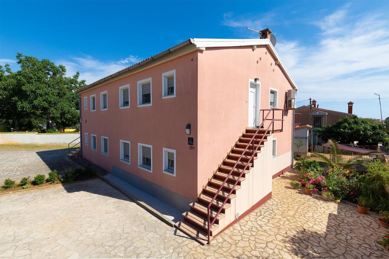 Apartmani Dujmovic Medulin Ngoại thất bức ảnh