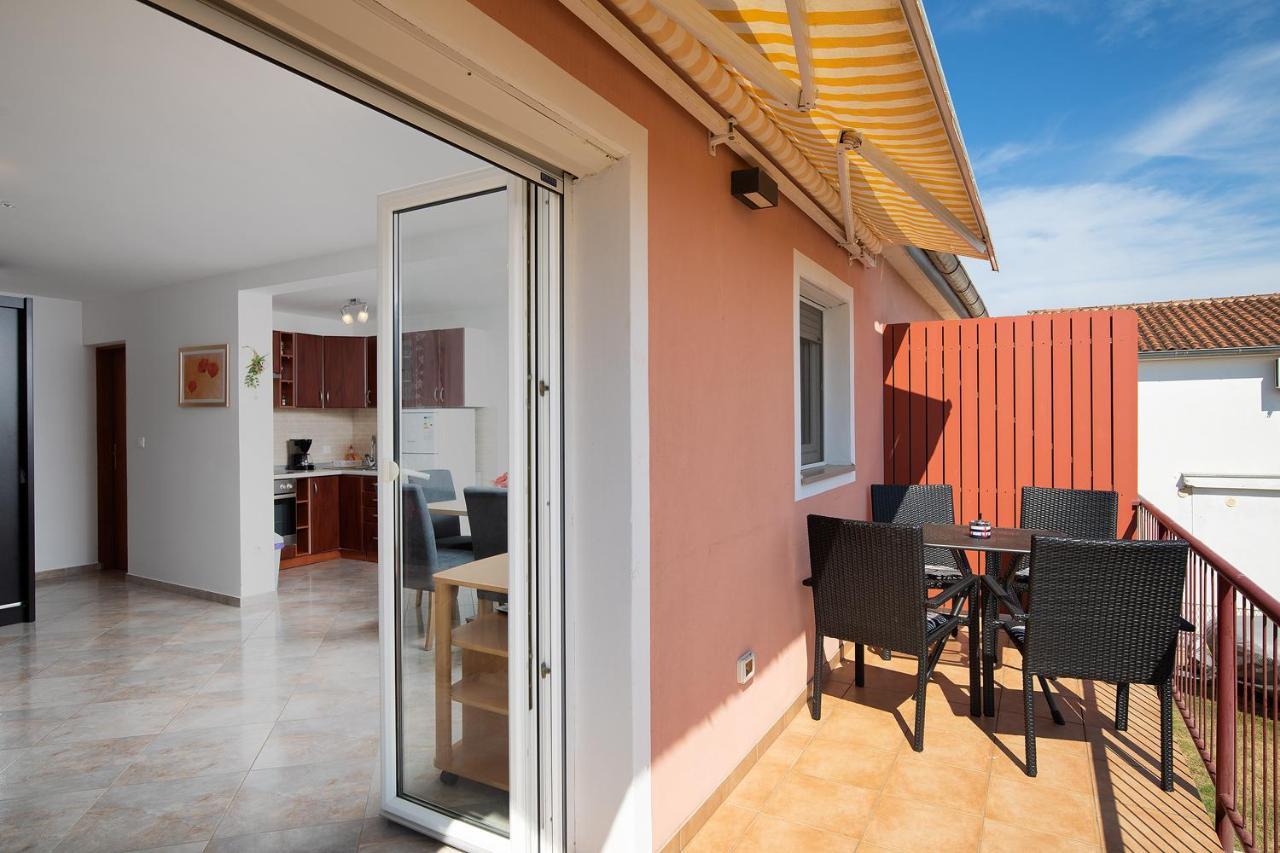 Apartmani Dujmovic Medulin Ngoại thất bức ảnh