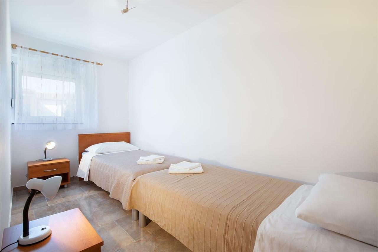 Apartmani Dujmovic Medulin Ngoại thất bức ảnh
