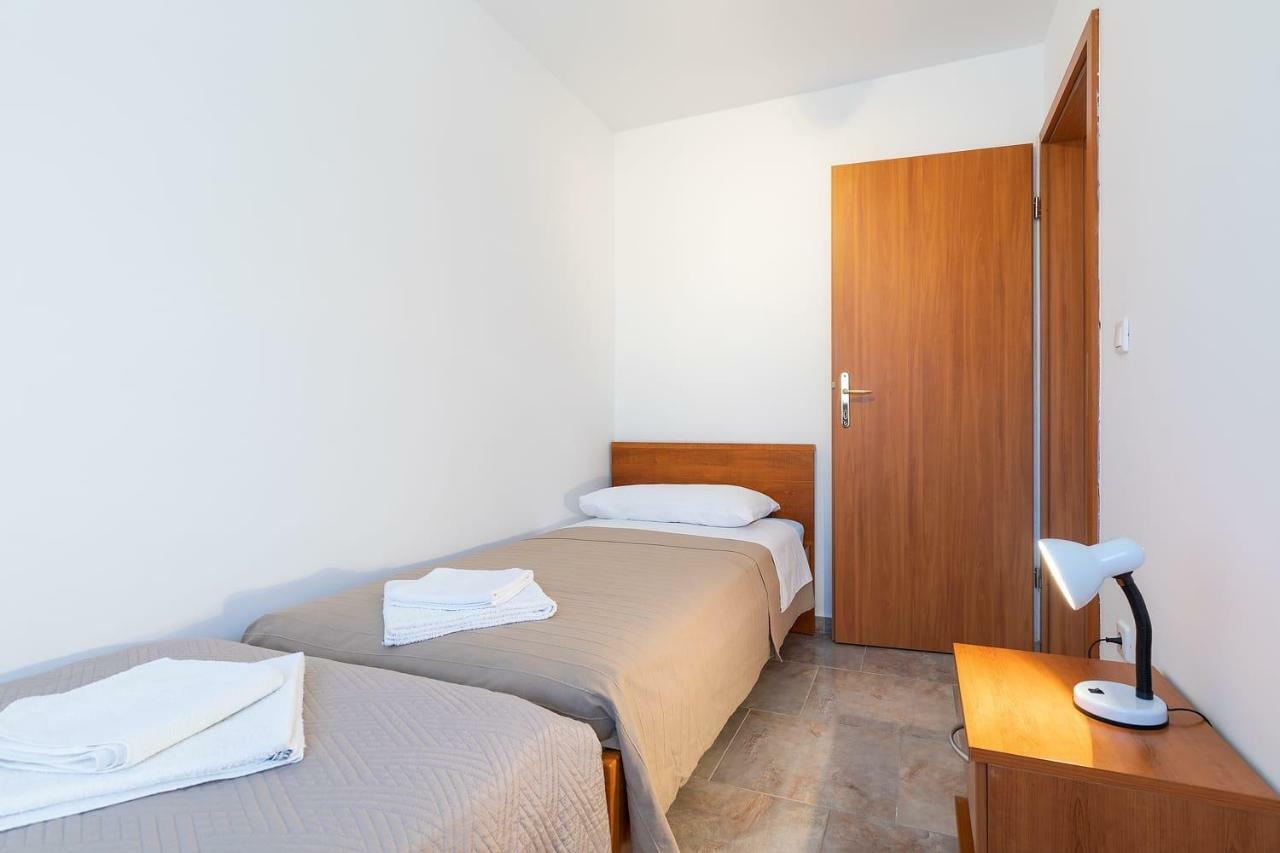 Apartmani Dujmovic Medulin Ngoại thất bức ảnh